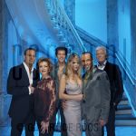 04-02-2005 Belle and the Beast, Chantal Janzen, Ben Cramer, Mariska van Kolck, Rene van Kooten, Carlo Boszhard en Stanley Burleson for publicity of Belle and the Beast by order of Stage-Entertainment

[keywords]Half Length, Eyecontact, Posed, Actors[/keywords]